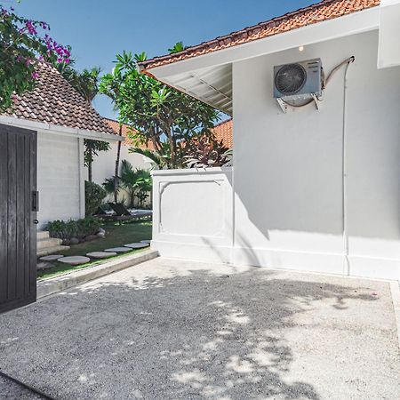 Green Garden Seminyak Villa Εξωτερικό φωτογραφία